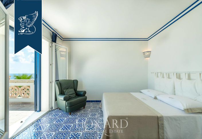 Image No.51-6 Bed Villa for sale