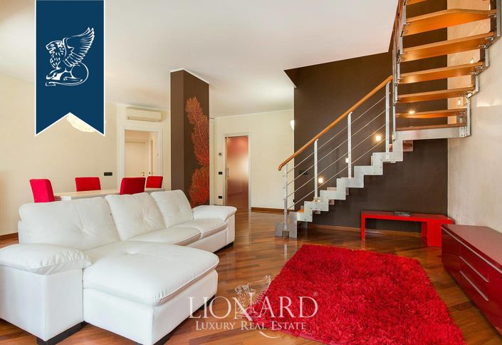 Image No.1-6 Bed Apartment for sale