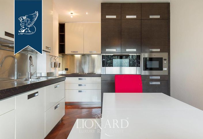 Image No.14-6 Bed Apartment for sale