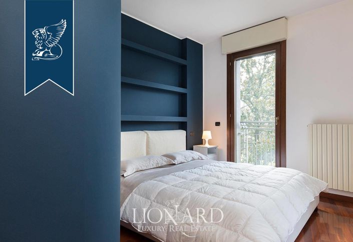 Image No.17-6 Bed Apartment for sale