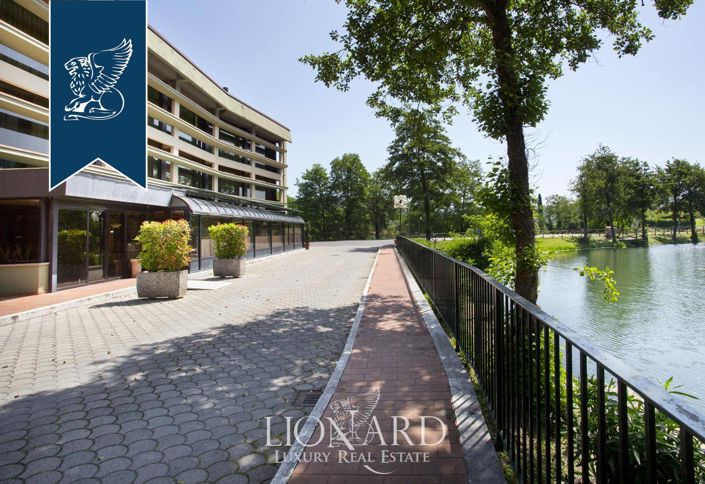 Image No.11-89 Bed Hotel for sale