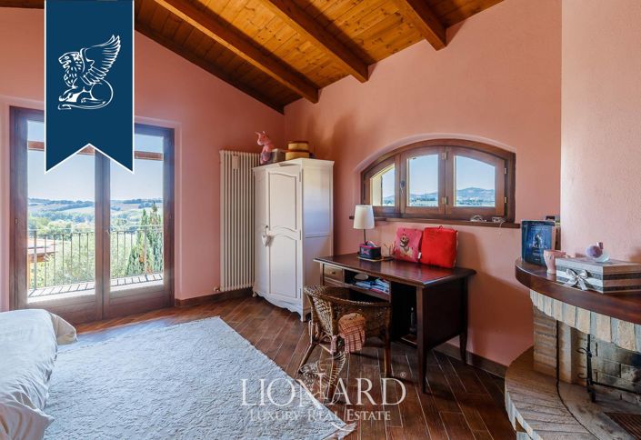 Image No.38-6 Bed Farmhouse for sale