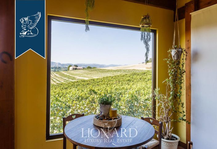 Image No.44-6 Bed Farmhouse for sale