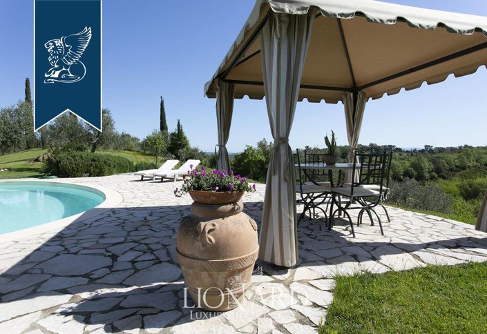 Image No.11-5 Bed Country House for sale