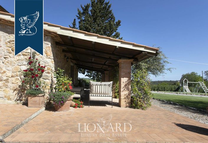 Image No.30-5 Bed Country House for sale