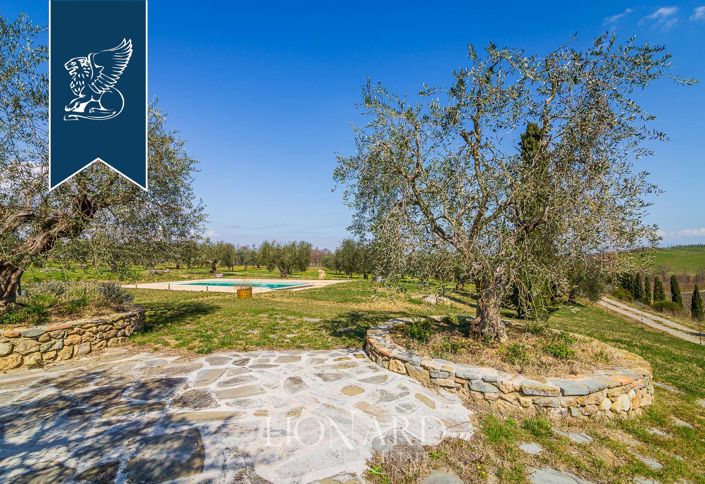 Image No.20-21 Bed Hotel for sale