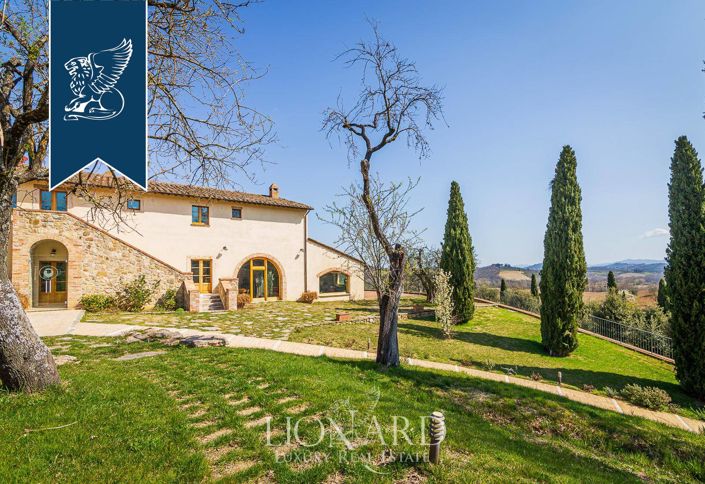 Image No.33-21 Bed Hotel for sale