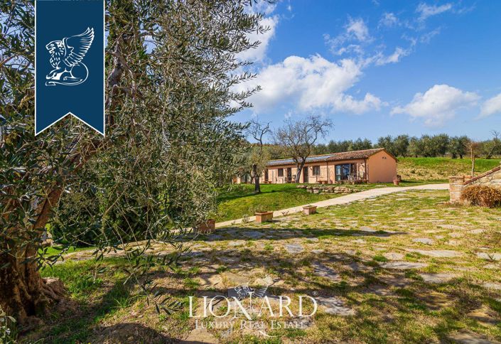 Image No.47-21 Bed Hotel for sale