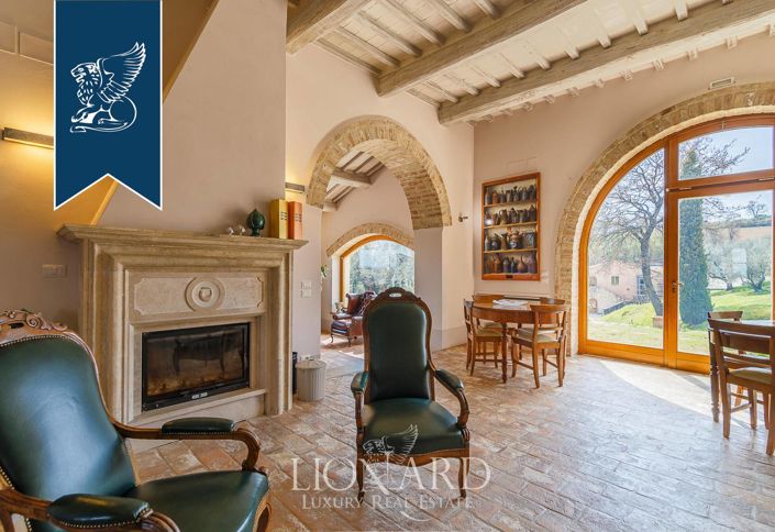 Image No.57-21 Bed Hotel for sale