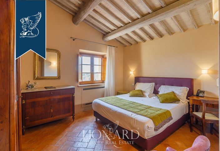 Image No.76-21 Bed Hotel for sale