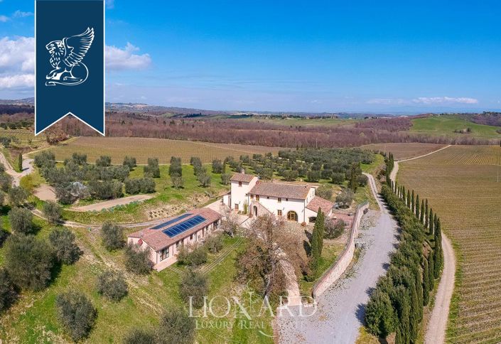 Image No.9-21 Bed Hotel for sale