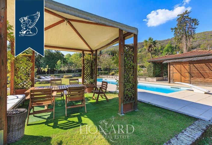 Image No.8-7 Bed Villa for sale