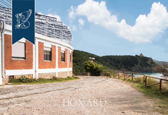 Image No.17-Un hôtel de 15 chambres à vendre à Livorno