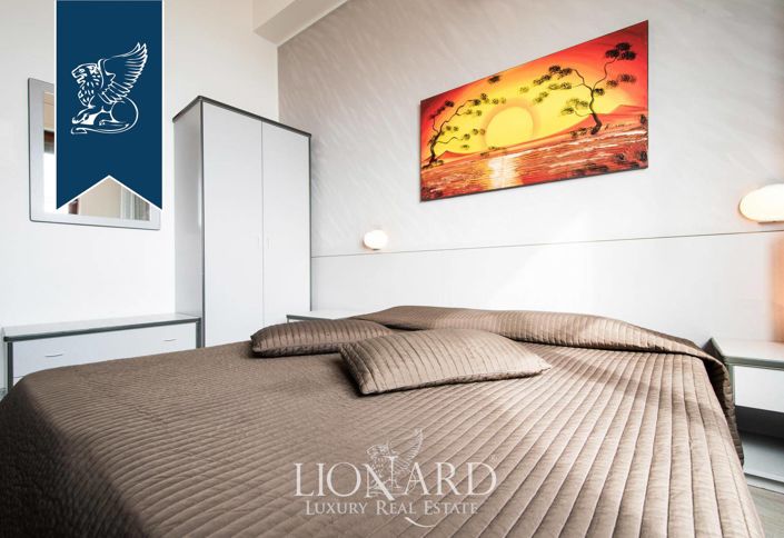 Image No.40-Un hôtel de 15 chambres à vendre à Livorno