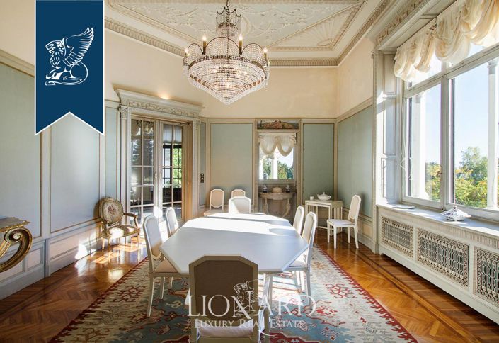 Image No.32-10 Bed Villa for sale