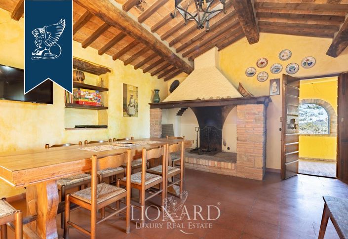 Image No.12-6 Bed Farmhouse for sale