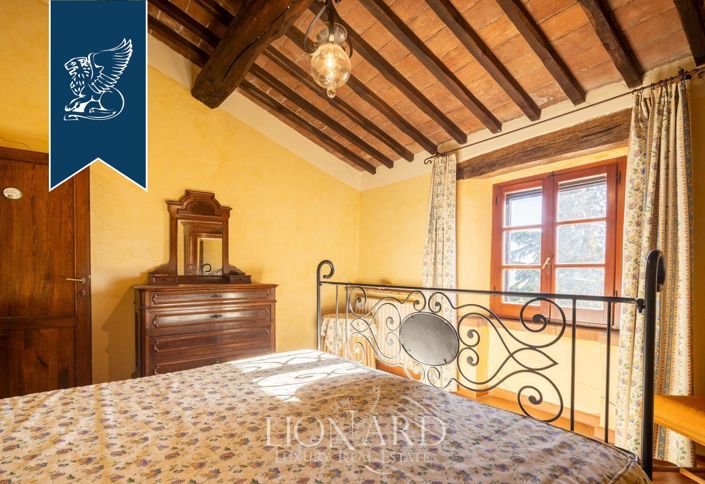 Image No.15-6 Bed Farmhouse for sale