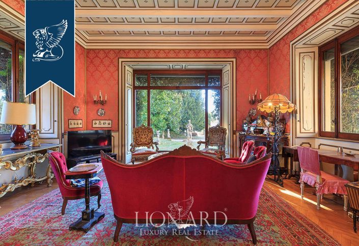 Image No.24-15 Bed Villa for sale