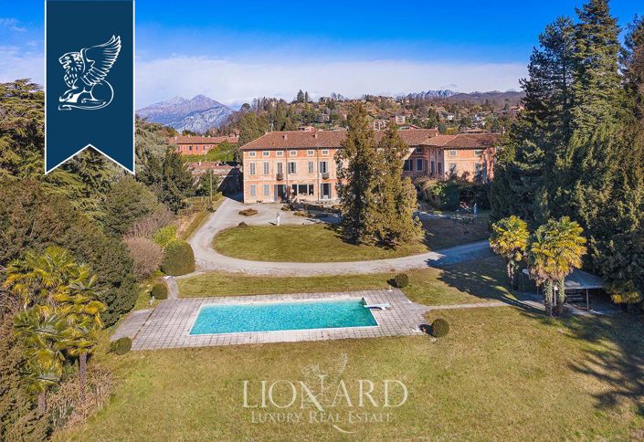 Image No.3-15 Bed Villa for sale