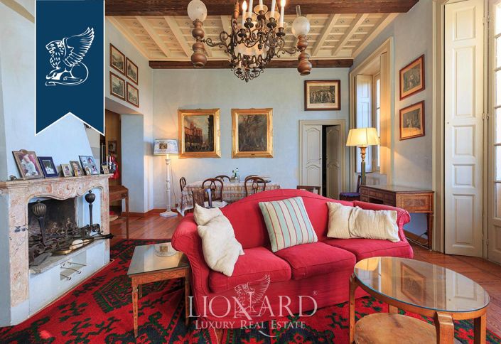 Image No.39-15 Bed Villa for sale