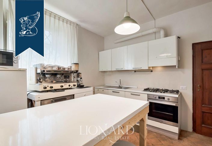 Image No.11-Un hôtel de 11 chambres à vendre à Lucca