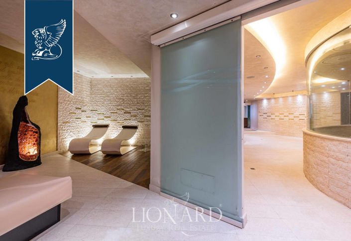 Image No.28-Un hôtel de 23 chambres à vendre à Lecco