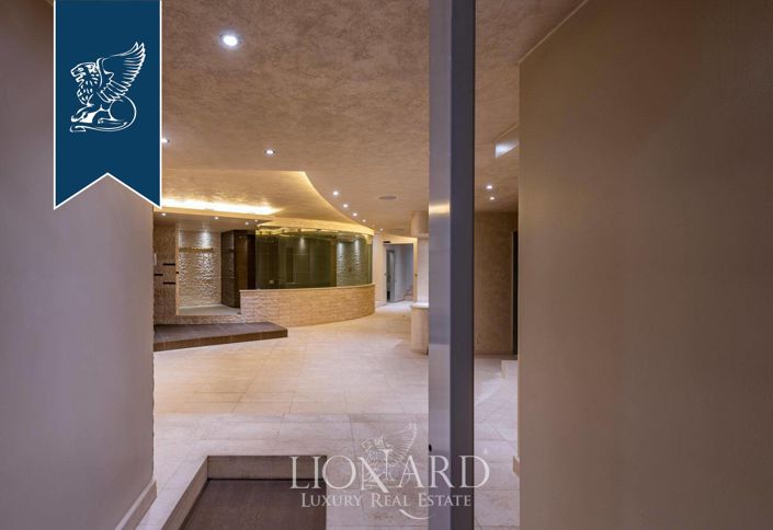 Image No.36-Un hôtel de 23 chambres à vendre à Lecco