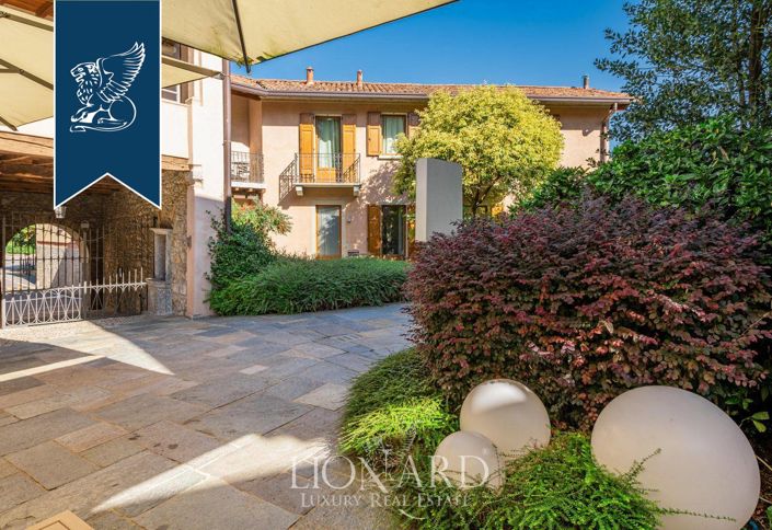 Image No.9-Un hôtel de 23 chambres à vendre à Lecco