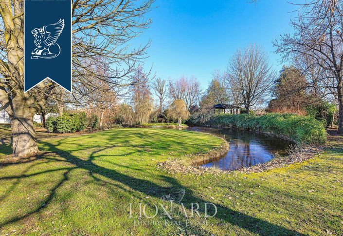 Image No.21-7 Bed Villa for sale