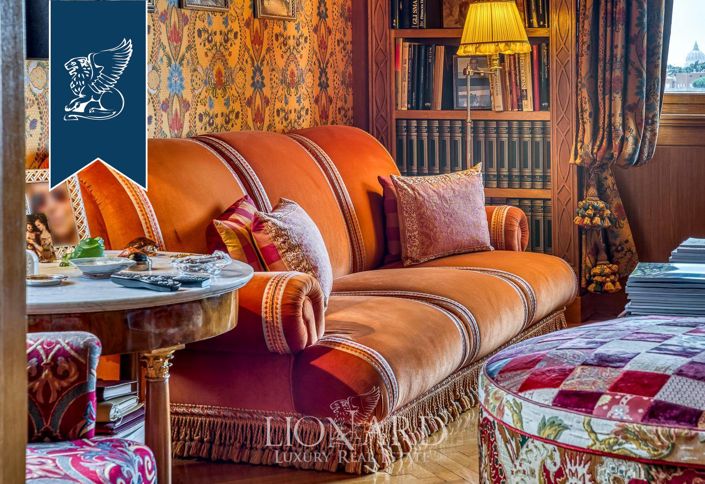 Image No.10-7 Bed Flat for sale