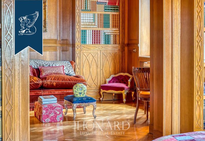 Image No.8-7 Bed Flat for sale