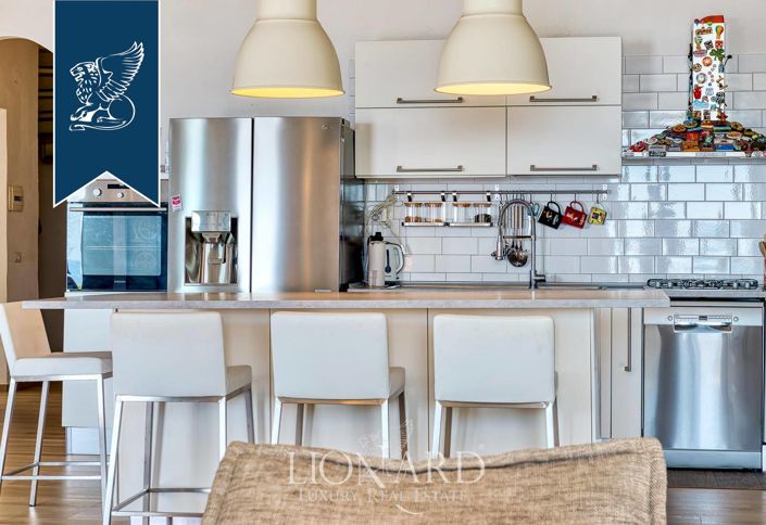 Image No.14-6 Bed Villa for sale