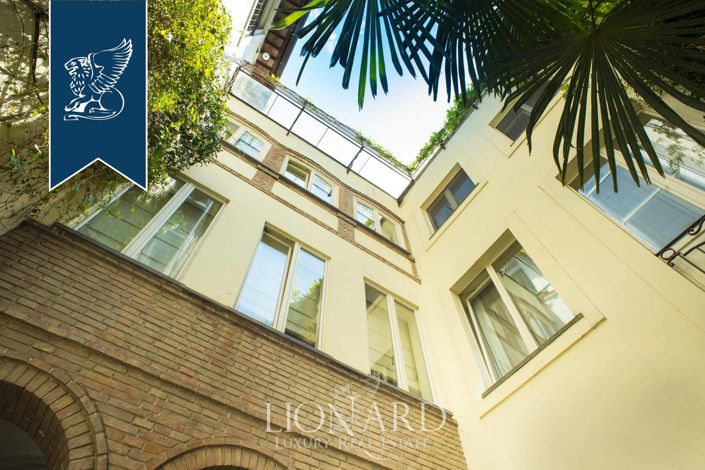 Image No.3-5 Bed Property for sale