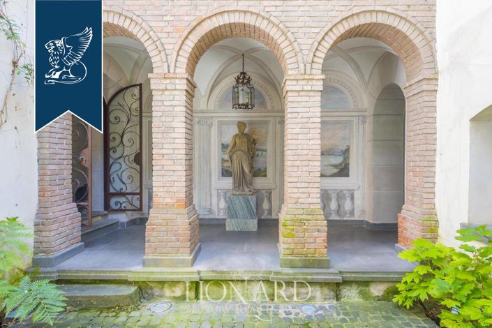 Image No.4-5 Bed Property for sale