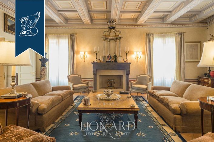 Image No.9-5 Bed Property for sale