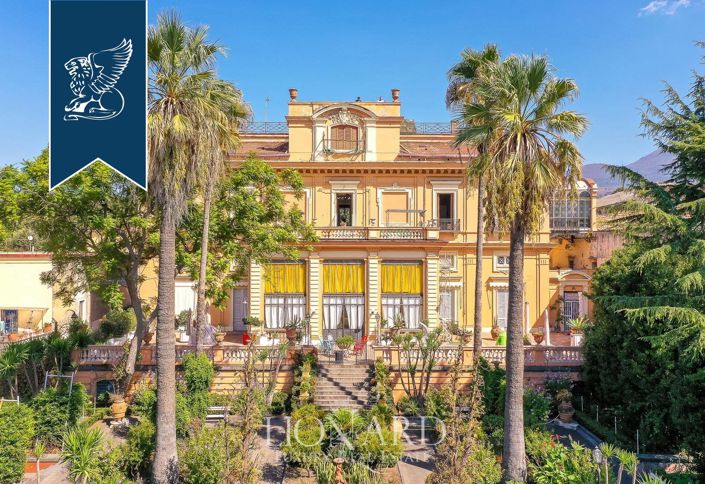 Image No.1-4 Bed Villa for sale