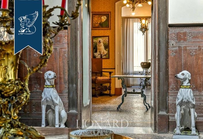 Image No.3-4 Bed Villa for sale