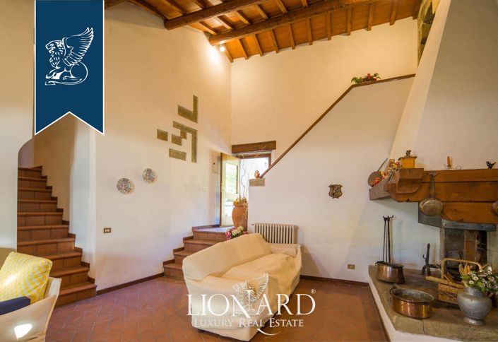 Image No.21-7 Bed Farmhouse for sale