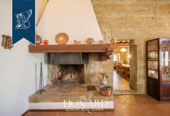 Image No.22-7 Bed Farmhouse for sale