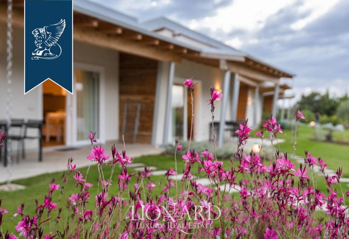 Image No.19-80 Bed Hotel for sale