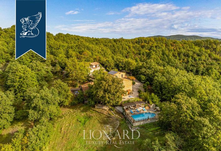 Image No.3-7 Bed Farmhouse for sale