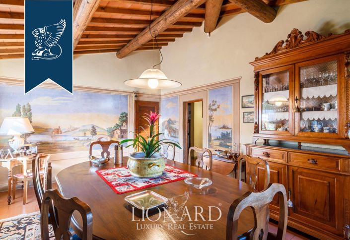 Image No.18-2 Bed Farmhouse for sale