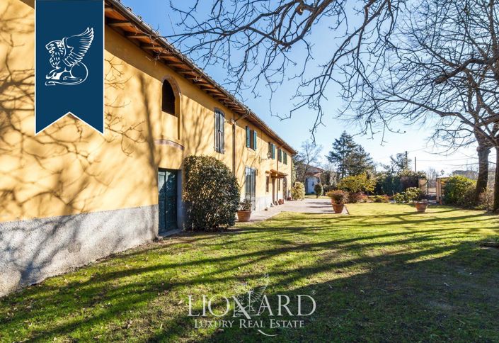 Image No.7-2 Bed Farmhouse for sale