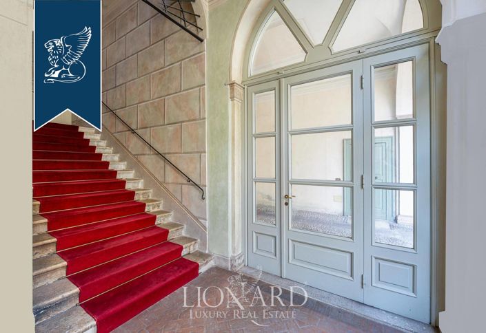 Image No.33-5 Bed Property for sale