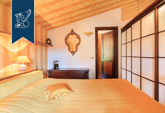 Image No.33-Villa de 9 chambres à vendre à Bergame