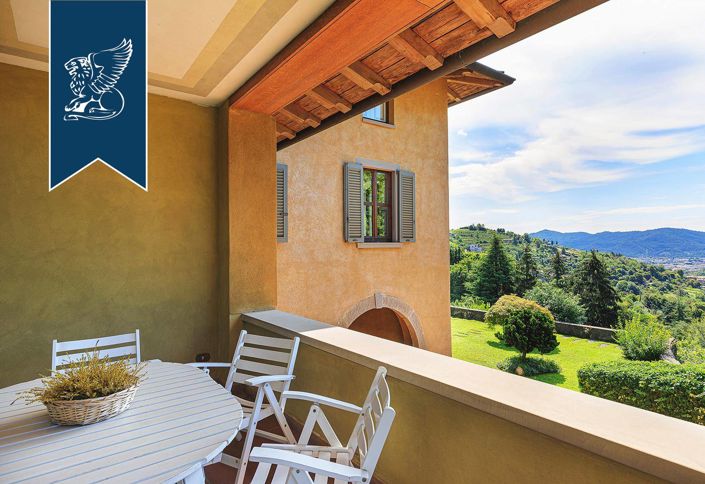 Image No.35-Villa de 9 chambres à vendre à Bergame