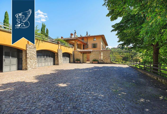 Image No.54-Villa de 9 chambres à vendre à Bergame