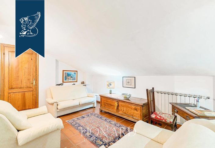 Image No.18-5 Bed Villa for sale