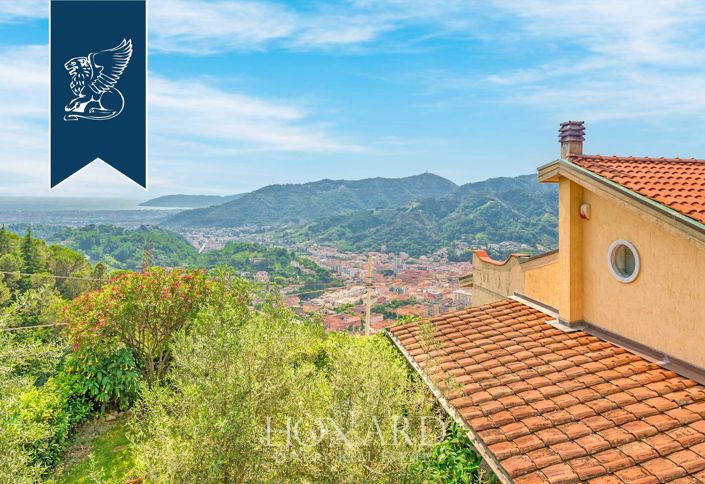 Image No.5-5 Bed Villa for sale