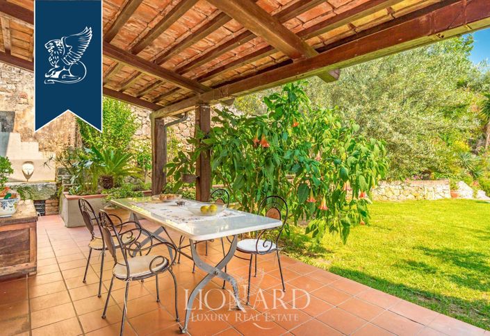 Image No.8-5 Bed Villa for sale